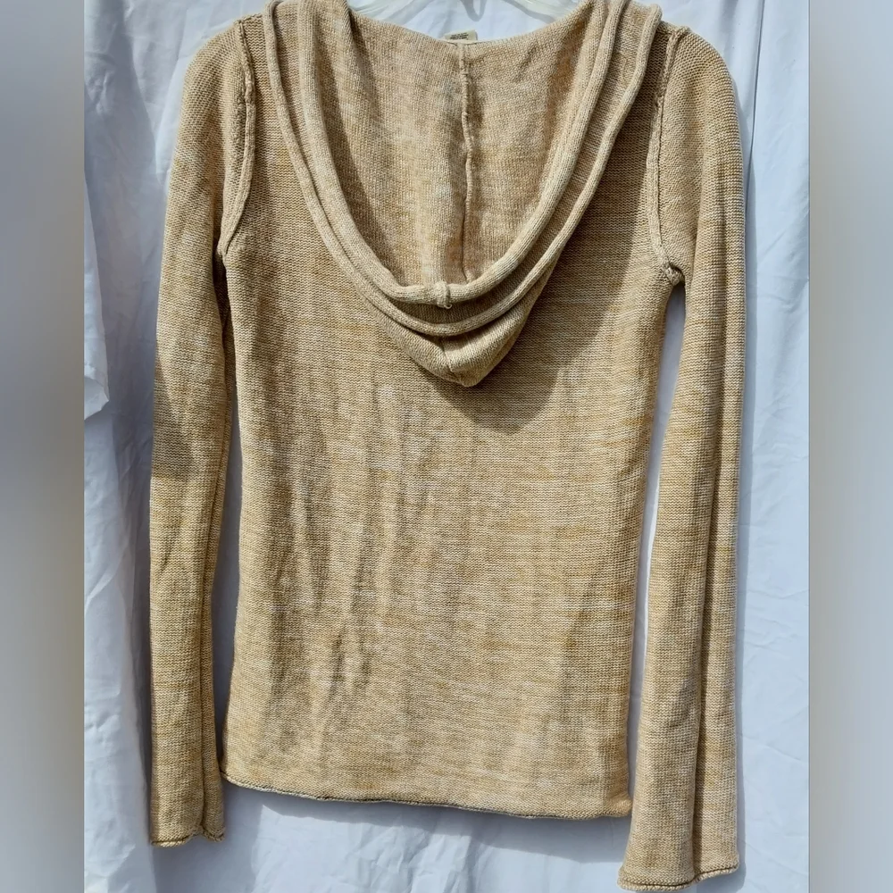 Knitted Top - Picture 2 of 3